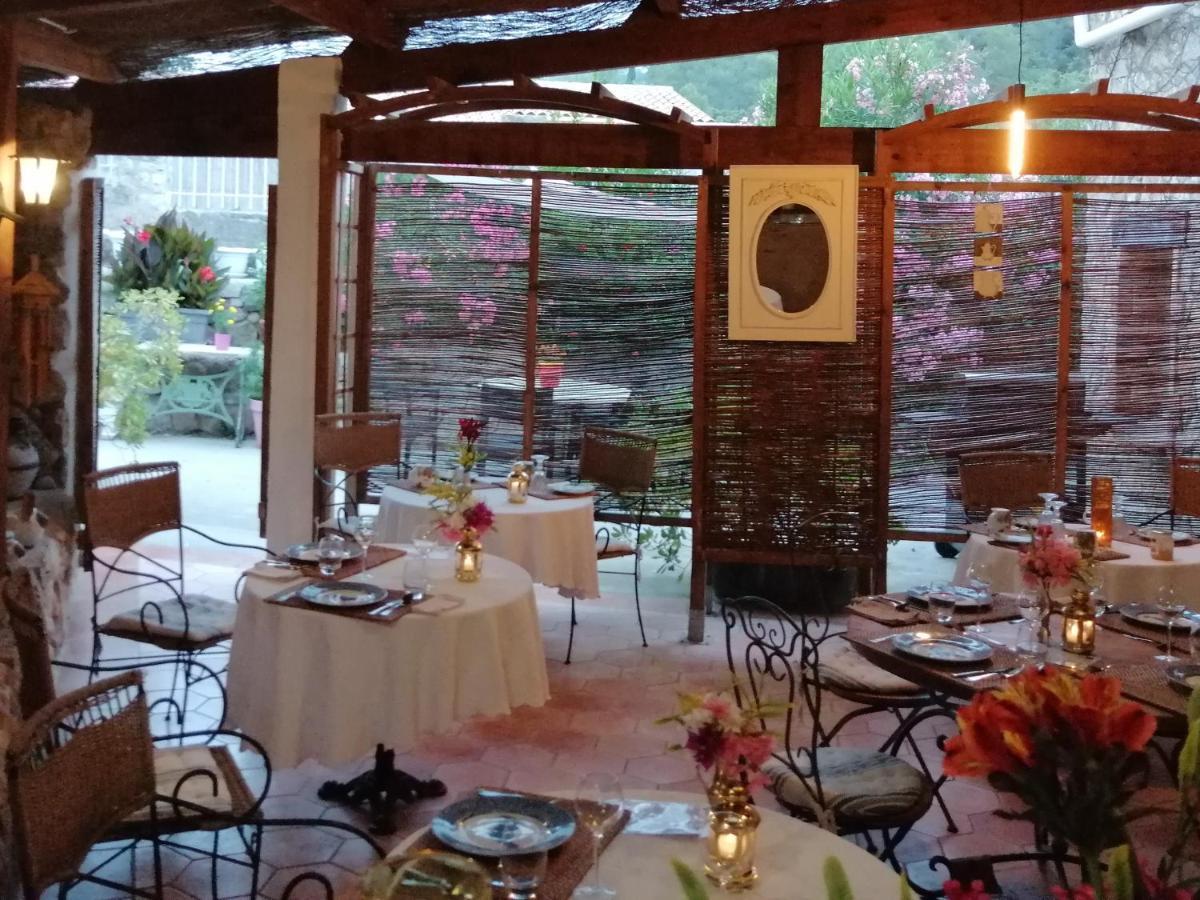 לינה וארוחת בוקר Taradeau La Bergerie Du Moulin (Adults Only) מראה חיצוני תמונה