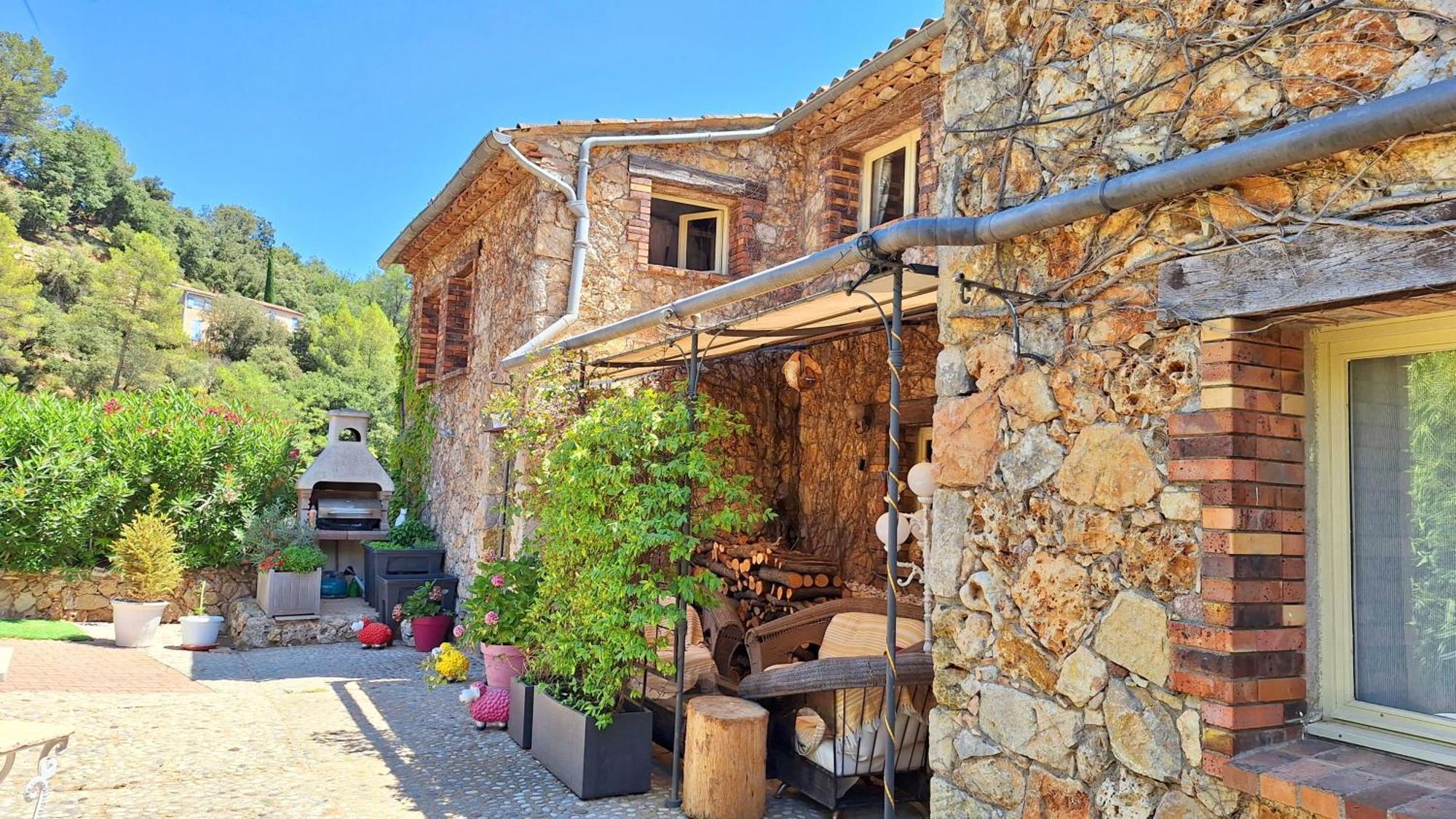 לינה וארוחת בוקר Taradeau La Bergerie Du Moulin (Adults Only) מראה חיצוני תמונה